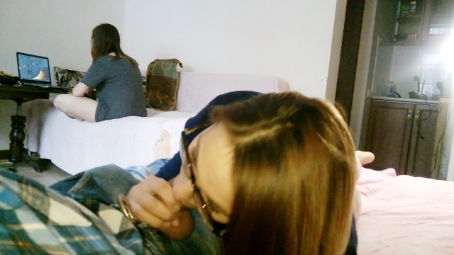 Gf Sucks And Have Cum In Mouth. While The Step Sister "game Of Thrones" Se