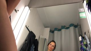 Public Masturbation In Changing Room - Very Hot !!!