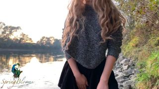 Teen Gets Public Creampie By The Lake - Outdoors Springblooms