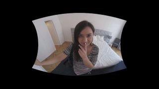 I Trick Young Real Estate Agent To Fuck My 10 Inch Cock For Her Commission