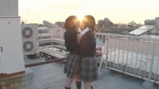 Japanese Lesbo Hotties Kiss 3